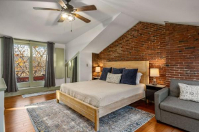 City Loft Group Getaway King Downtown Location